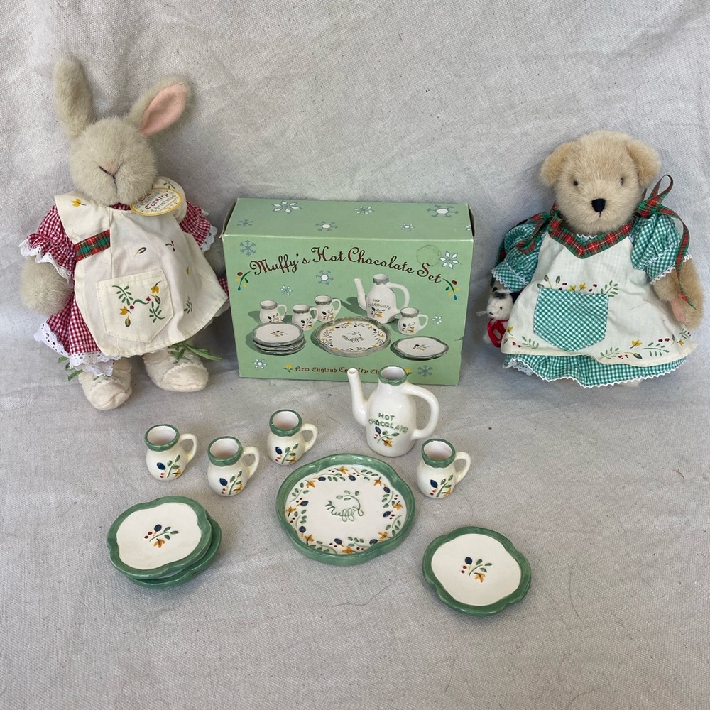 Muffy Vanderbear New England Country Christmas Set